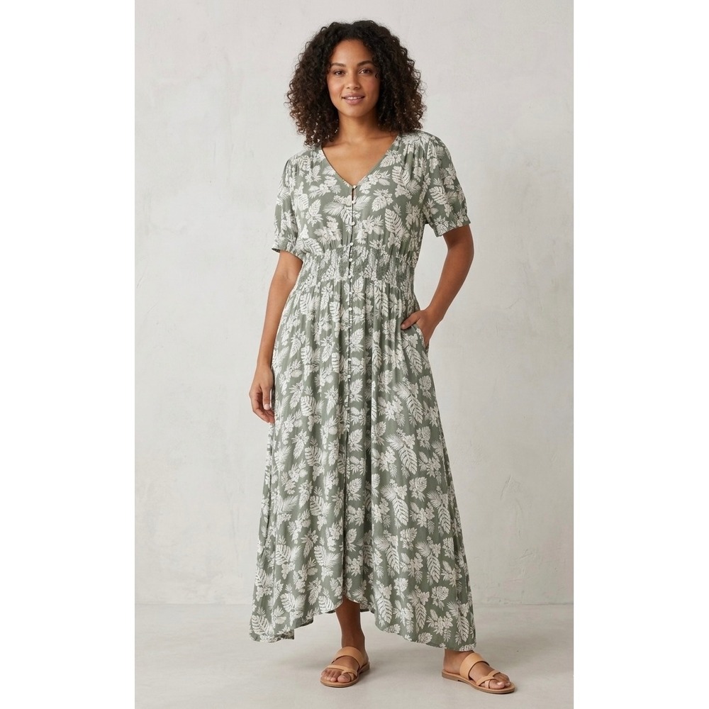 Baltic Born Robyn Maxi Dress 3XL Sage Green Monstera Palm Print New With Tags